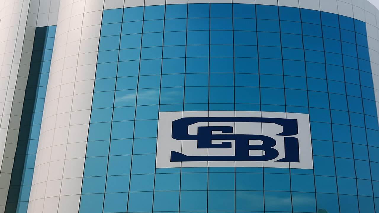 SEBI Splits Derivative Expiry: NSE on Tuesday, BSE on Thursday